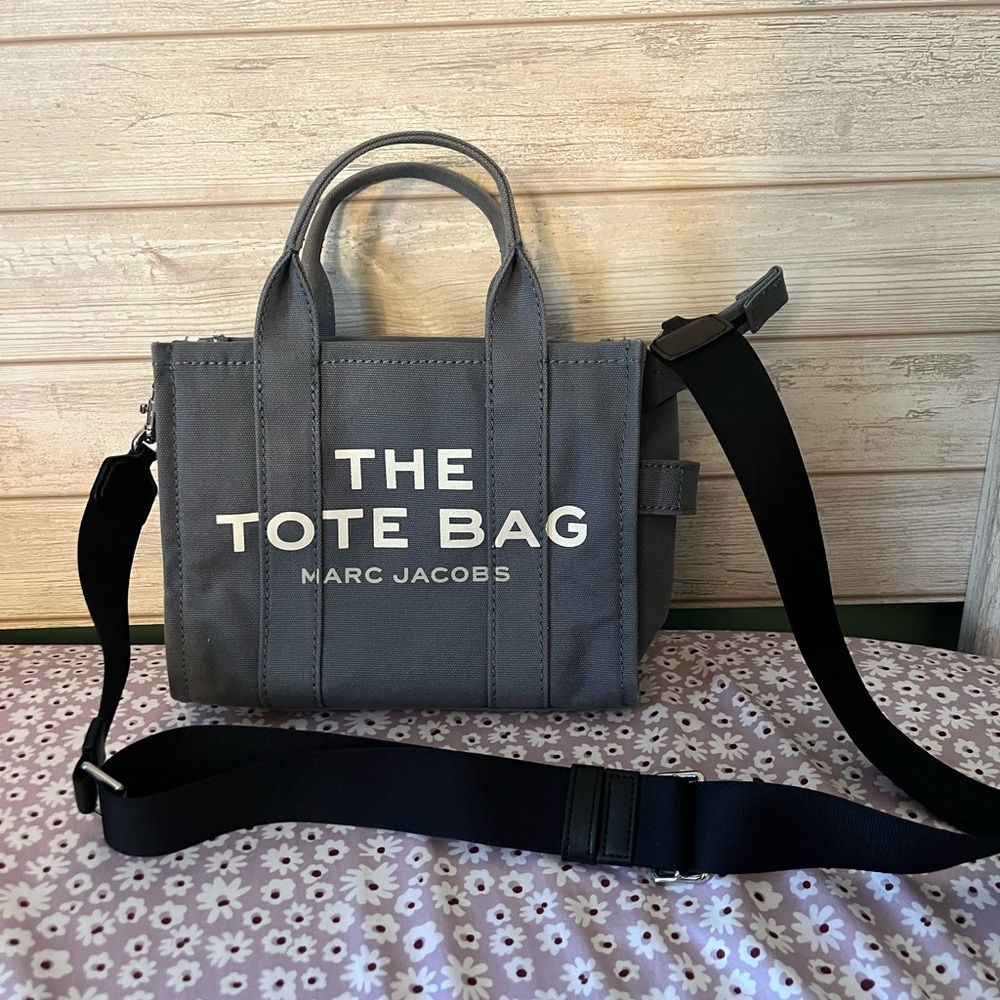 Marc Jacobs: The Canvas Small Tote Bag